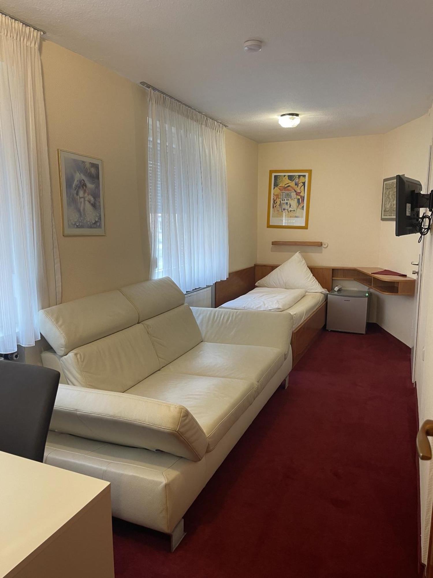 Hotel Koenig Humbert 에를랑겐 외부 사진